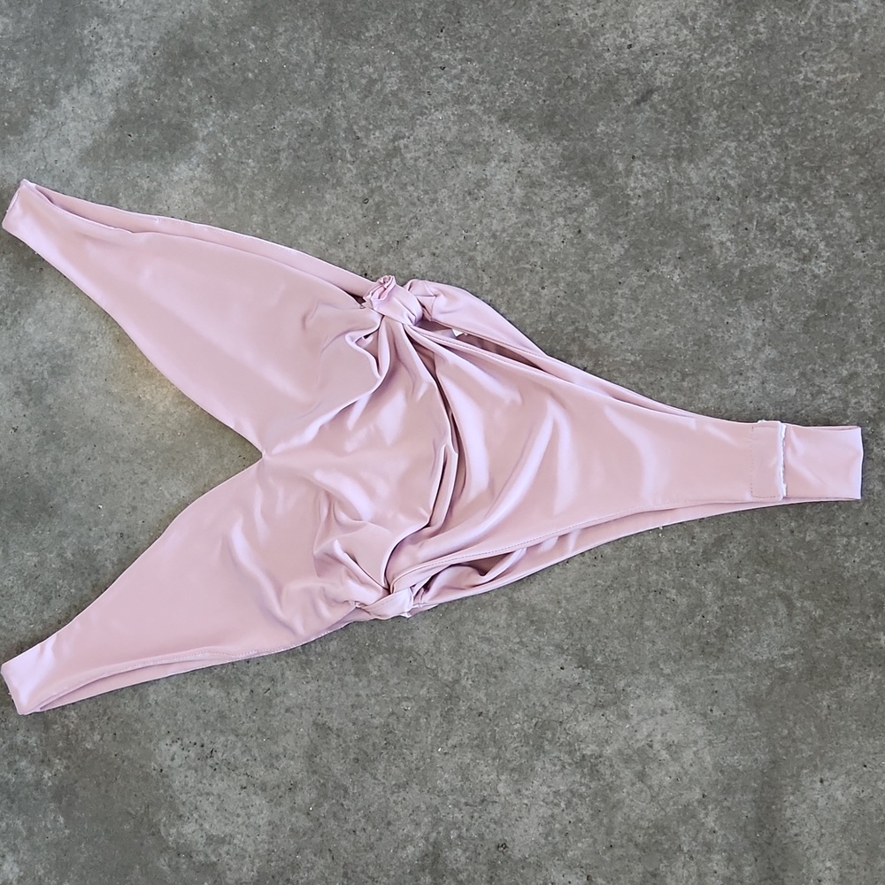 NWT Light pink Leotard (Small)